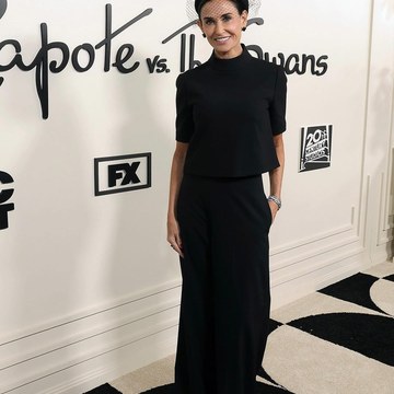 Demi Moore - Magazine and Candid Shoots Collection in demimoore_3379584938930640864.jpg - hidden celebrity photo